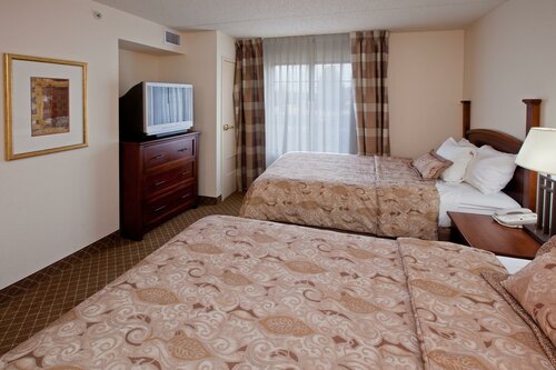 Гостиница Staybridge Suites Indianapolis-Airport, an Ihg Hotel