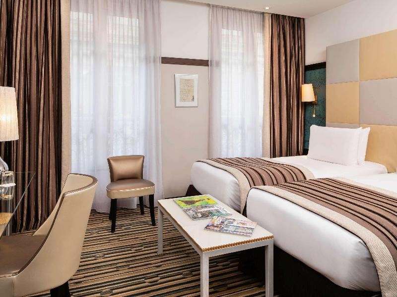 Фото Hotel Mercure Paris La Sorbonne Saint Germain des Pres