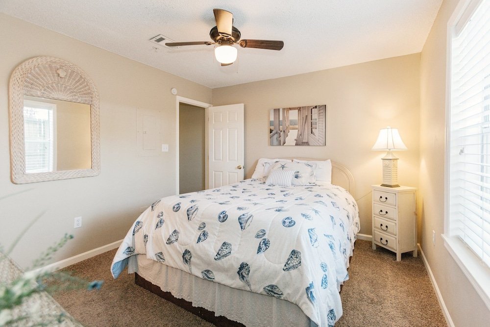 Фото 1st-Floor Condo Unit 113