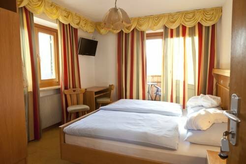 Внешний вид отеля Dolomites Nature Hotel Vigilerhof в Кастельрутто, фото 2