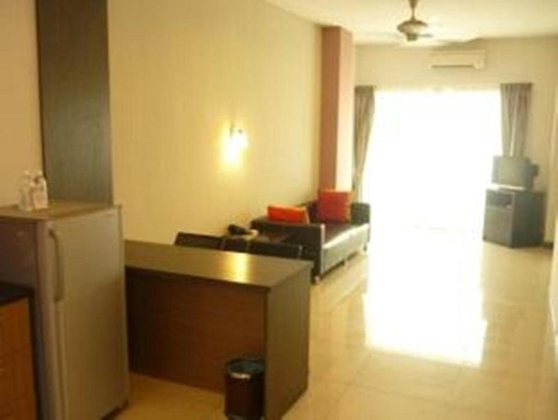 Фото Tower Regency Hotel & Apartments