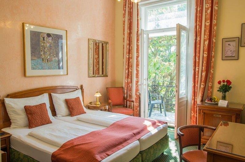 Фото Hotel Park Villa