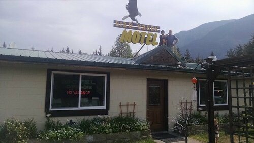 Гостиница Bird Creek Motel