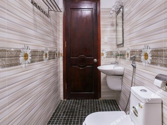 Фото Oyo 159 Ruby Hotel