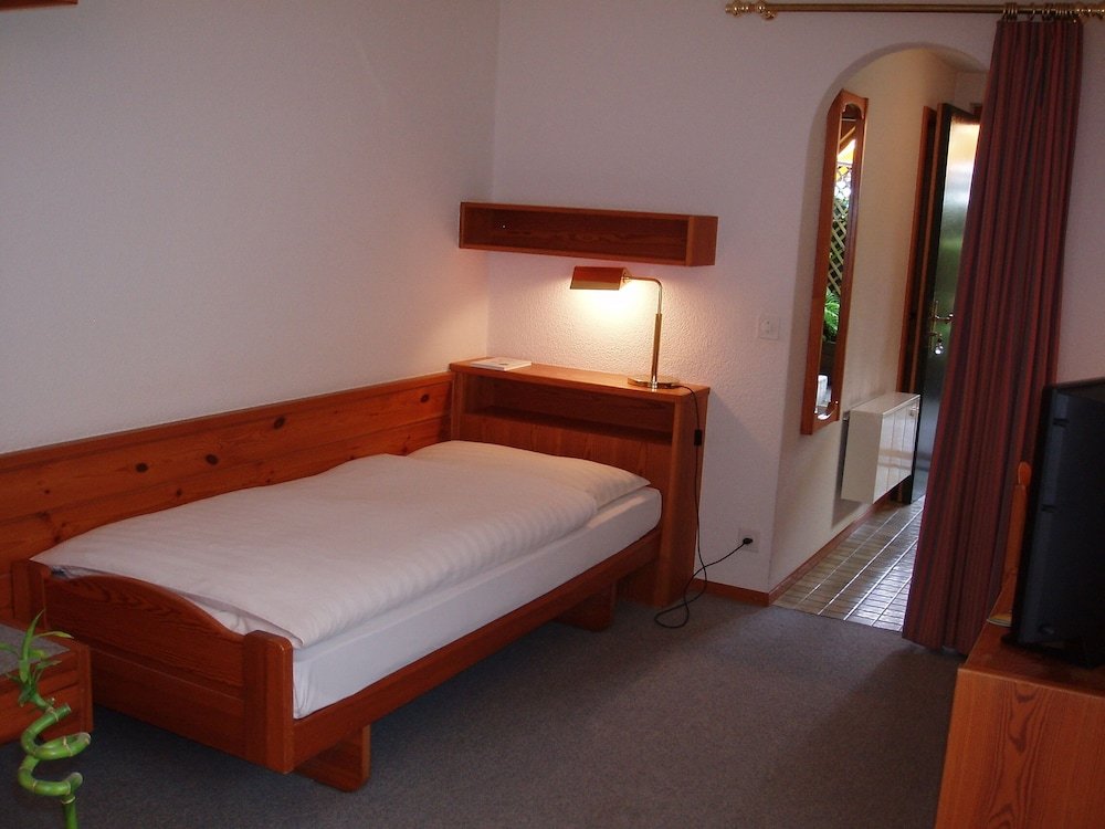 Фото Gartenhaus by Ochsen Lenzburg