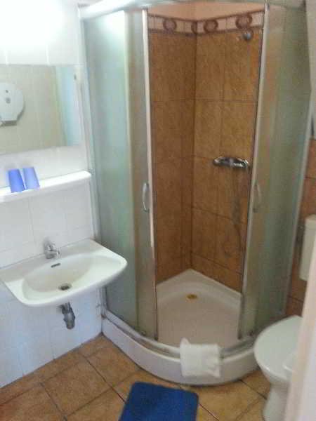 Фото Attila Hotel & Restaurant