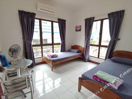 Гостиница Marina Court Vacation Home в Кота-Кинабалу