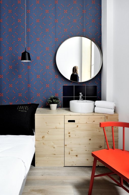 Фото Away Hostel & Coffee Shop