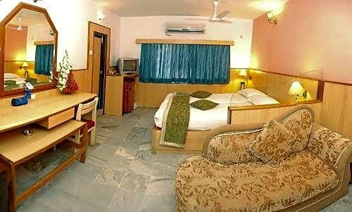 Фото Hotel Mamallaa Heritage