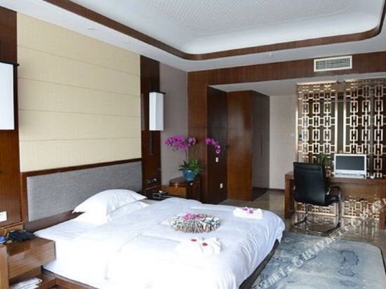 Фото Kunming Like Modern Hotel