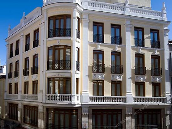 Фото Hotel Madrisol