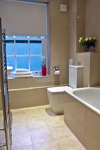 Фото Urban Stay Artillery Lane Apartments