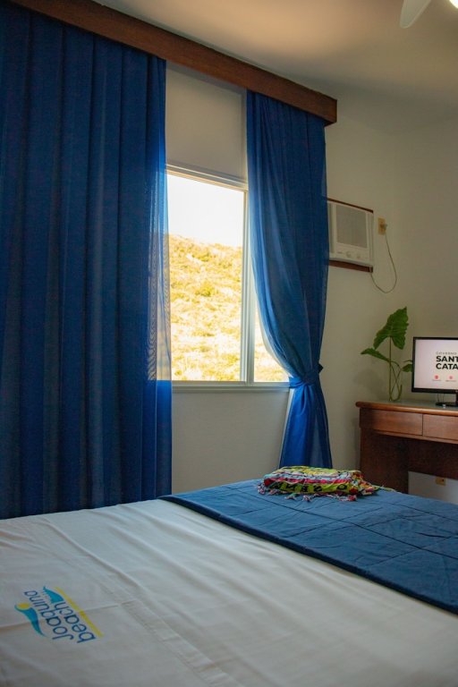 Фото Joaquina Beach Hotel