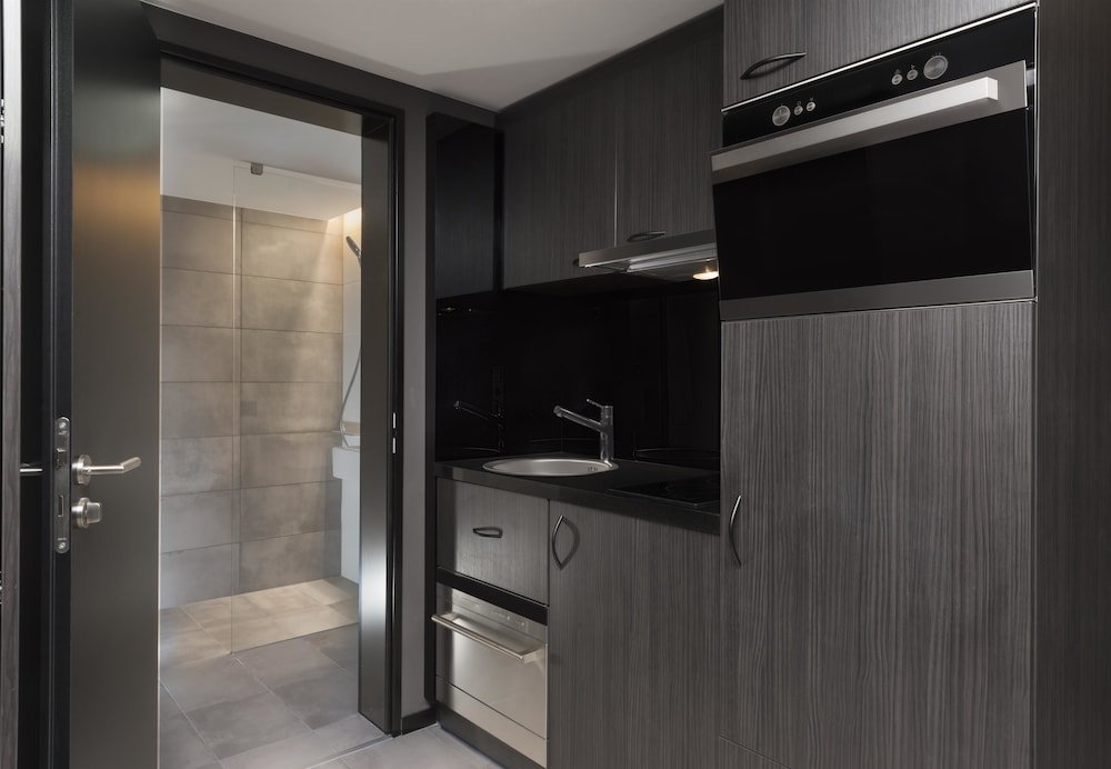 Фото Adina Apartment Hotel Leipzig