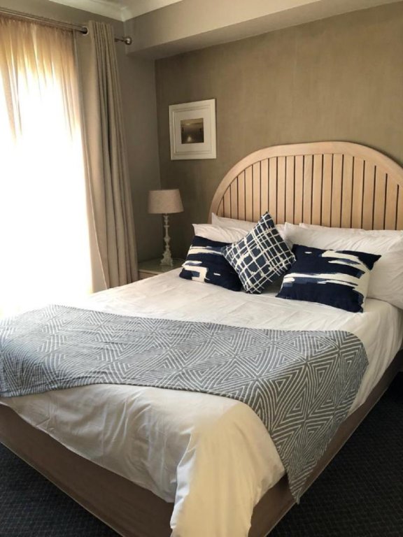 Фото Cape Town Beachfront Apartments At Leisure Bay