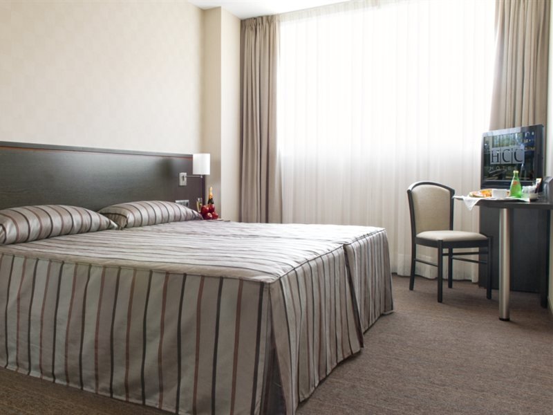 Фото Hotel Lugano Barcelona