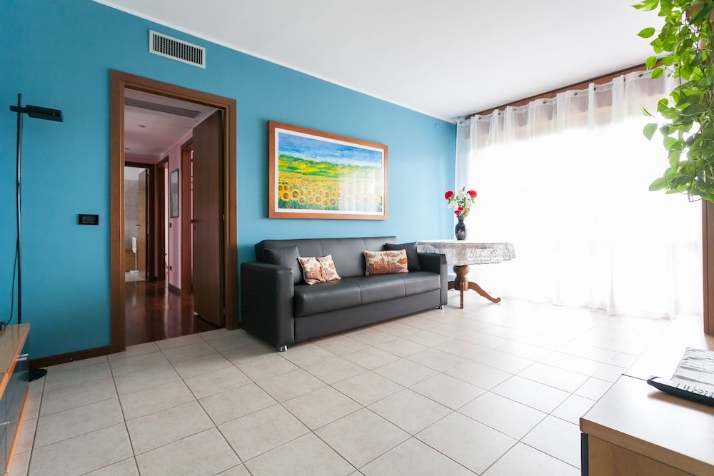 Фото Bollate - VIA Dante 33