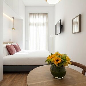 Гостиница Lisbon Serviced Apartments Chiado Emenda