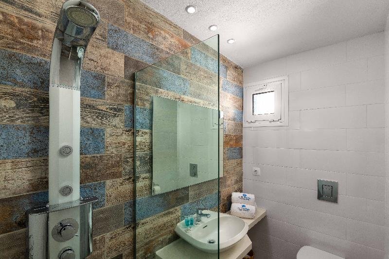 Фото Pefkos View Suites & Maisonette