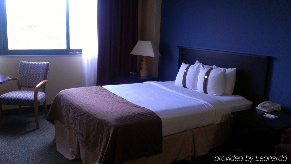 Фото Hilton Nashville Airport