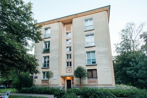 Гостиница Bizzi LuxSolidarnosci Studio в Варшаве