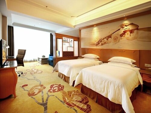 Гостиница Vienna International Hotel Guangzhou Changlong Qifu Xincun