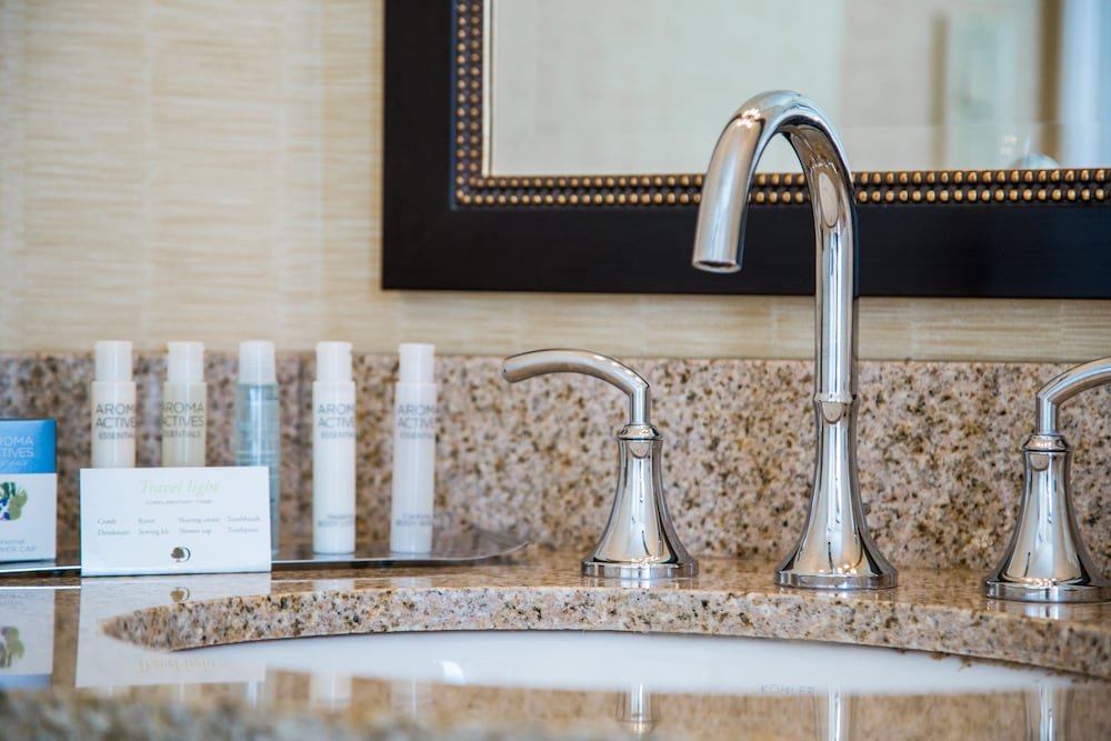 Фото DoubleTree by Hilton Hotel Modesto