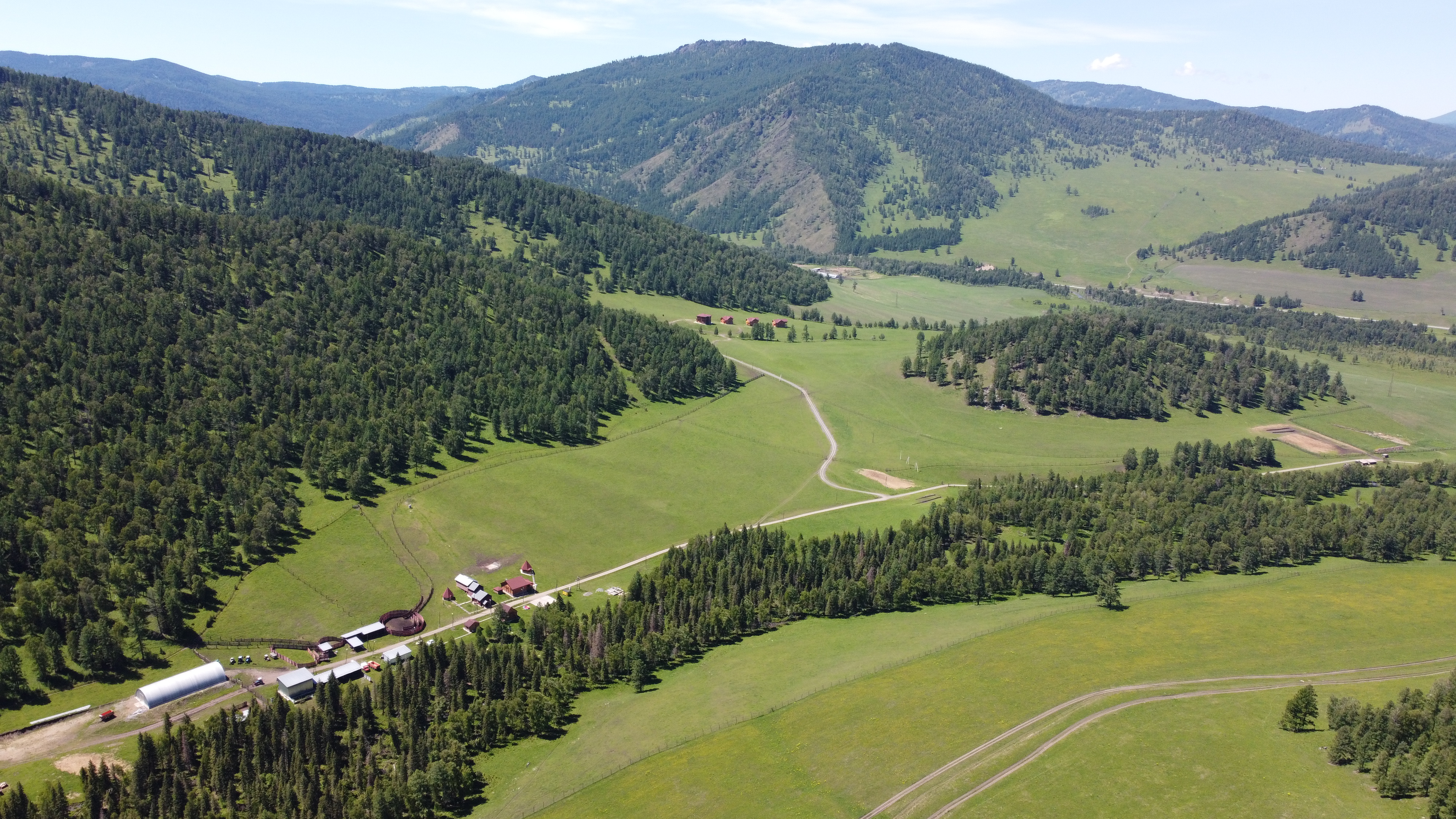 Фото Шебалинский питомник Королевский марал