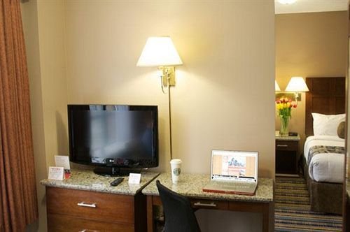 Фото Quality Inn & Suites