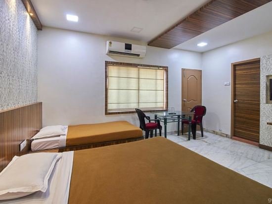 Фото Hotel Manickam Grand