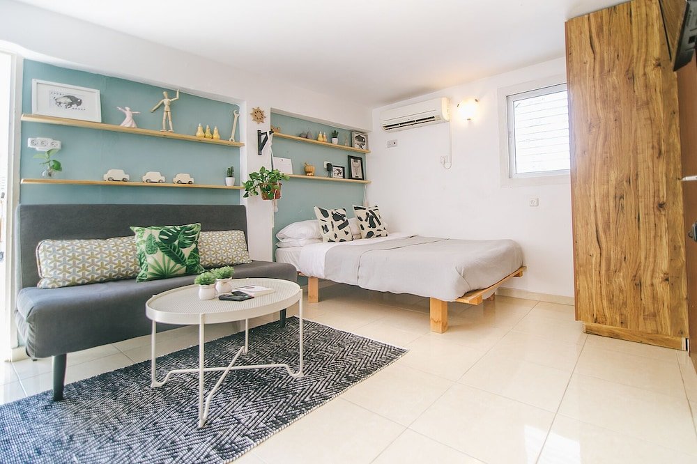 Фото Pinsker St. Studios - by Comfort Zone Tlv