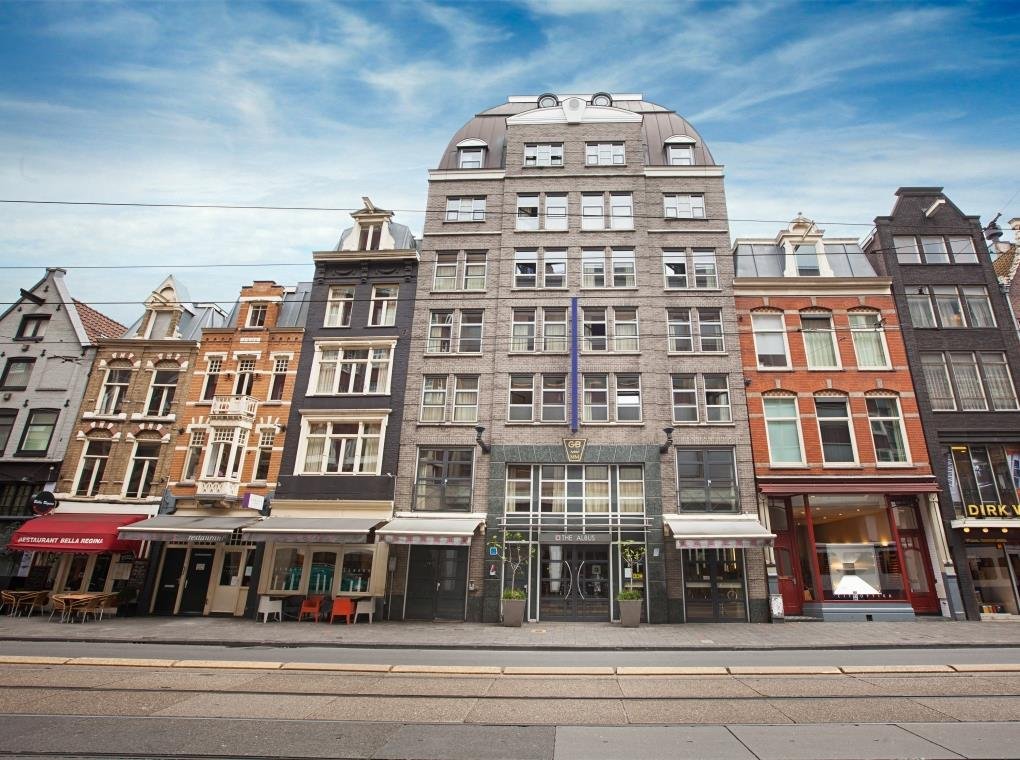 Фото отеля 1