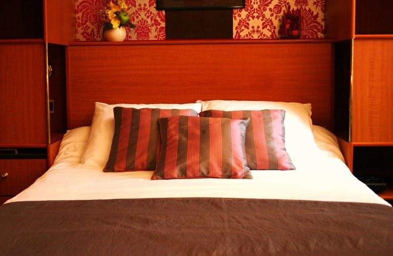 Фото L'aparthoteL LhL