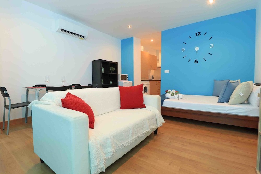 Фото Del Parque Flats Estudio Lagunillas