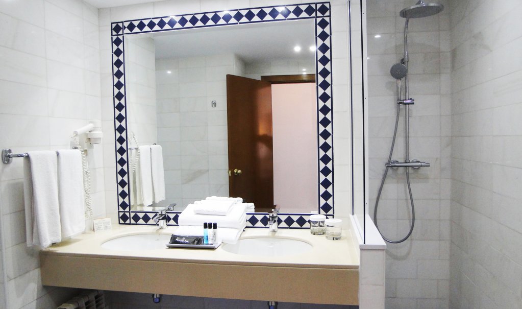 Фото Hotel SPA Princesa Parc