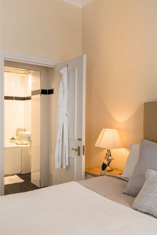 Фото Park Lane Apartments - Clarges St