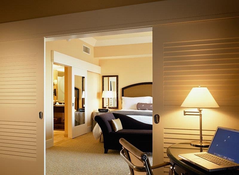 Фото The Beverly Hilton