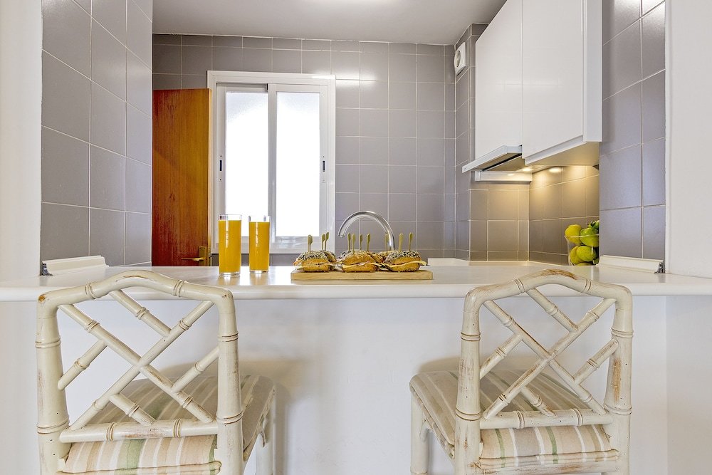 Фото Hoposa Apartamentos Montelin