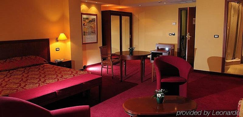 Фото Отель Mondial