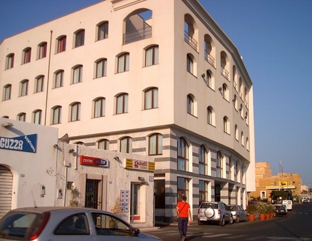 Гостиница Yacht Marina Hotel в Пантеллерии