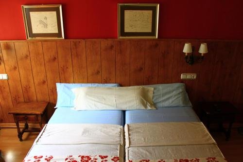 Фото Hostal Escartín