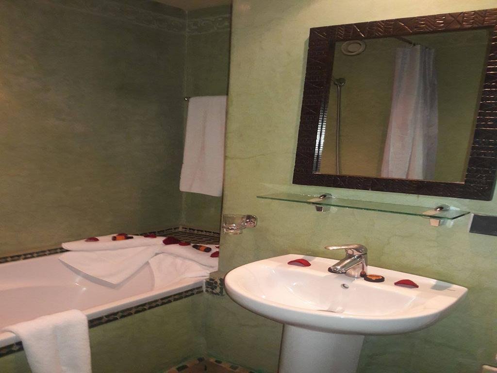 Фото Отель Le Caspien Boutique Hotel