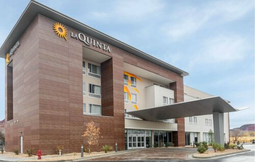 Гостиница La Quinta Inn & Suites by Wyndham Kanab