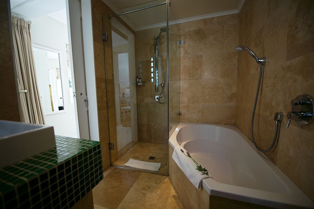 Фото The Walden House