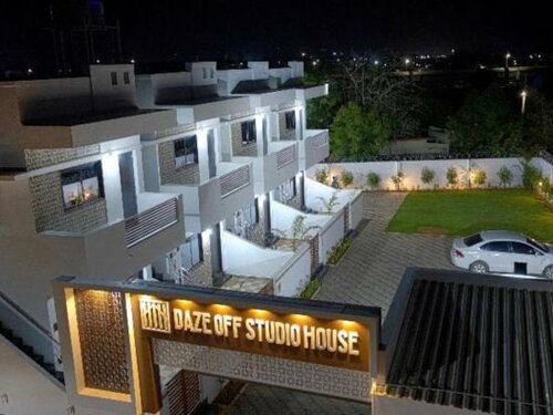 Гостиница Daze Off Studio House в Гуджарате