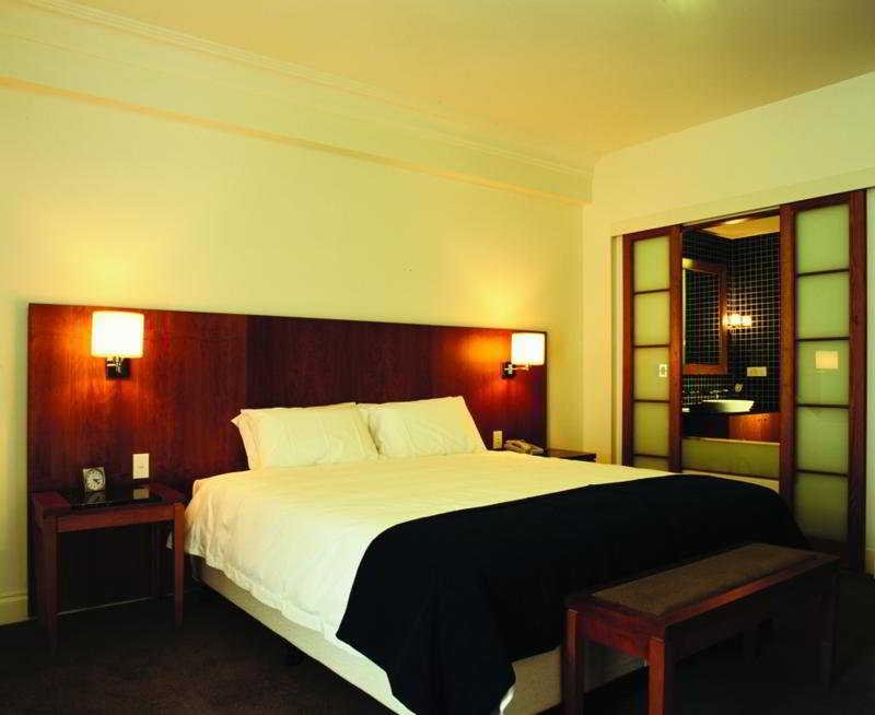 Фото Majestic Roof Garden Hotel