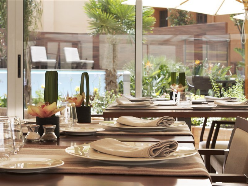 Фото Отель Catalonia Portal de l’Ángel