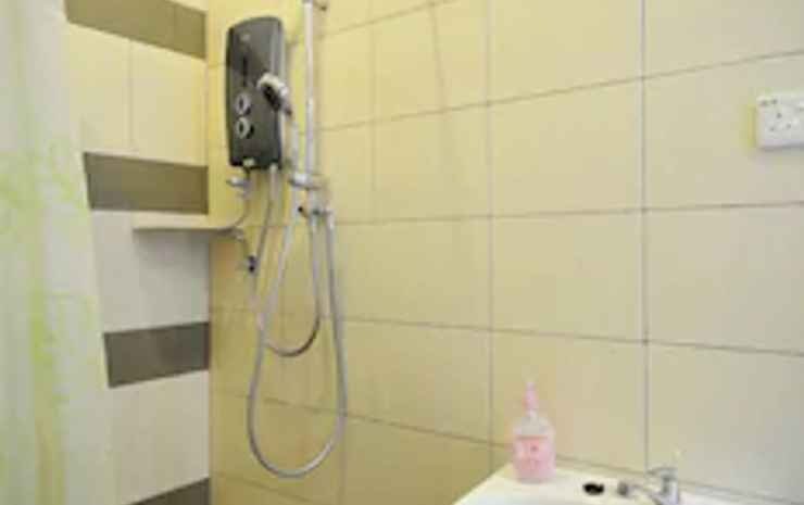 Фото Thirty Three Stewart Houze Guest House