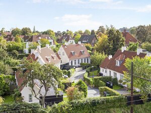Bright 2-bedroom Apartment in the Family-friendly Suburbs of Copenhagen