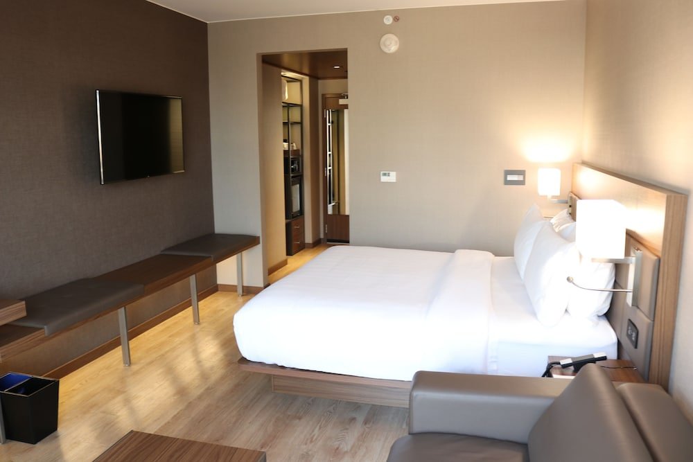 Фото Ac by Marriott Salt Lake City Downtown